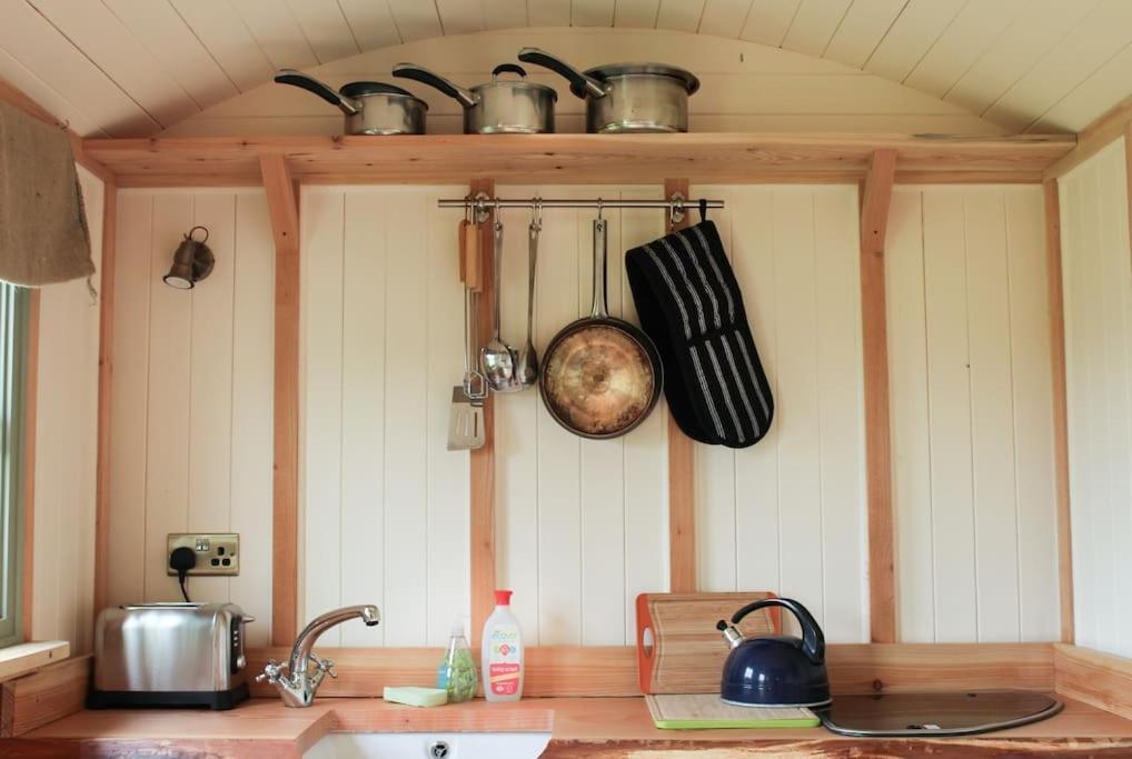 The Shepherds Hut Shrewsbury Kültér fotó